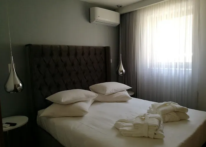 Gaia Porto Хостел *