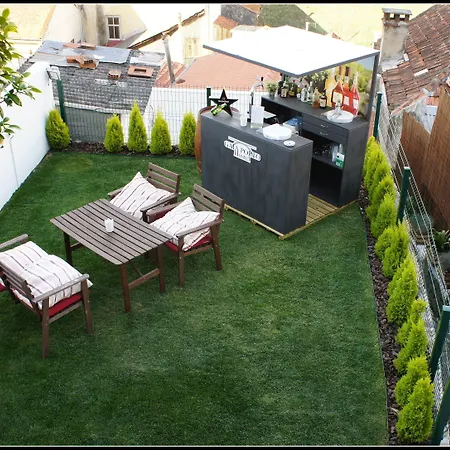 盖亚波尔图旅馆 旅馆 *